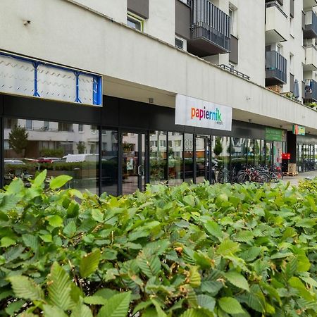 Osiedle Avia Family Apartment In Krakow With Balcony By Noclegi Renters Ngoại thất bức ảnh